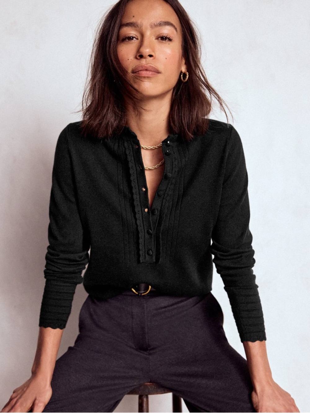 Biden Angela Cotton Scallop Sweater, black, size large